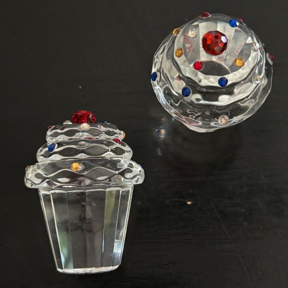 SD Simon Designs Crystal Cupcake Paperweight  Set of 2 Rhinestone 2" Collectible